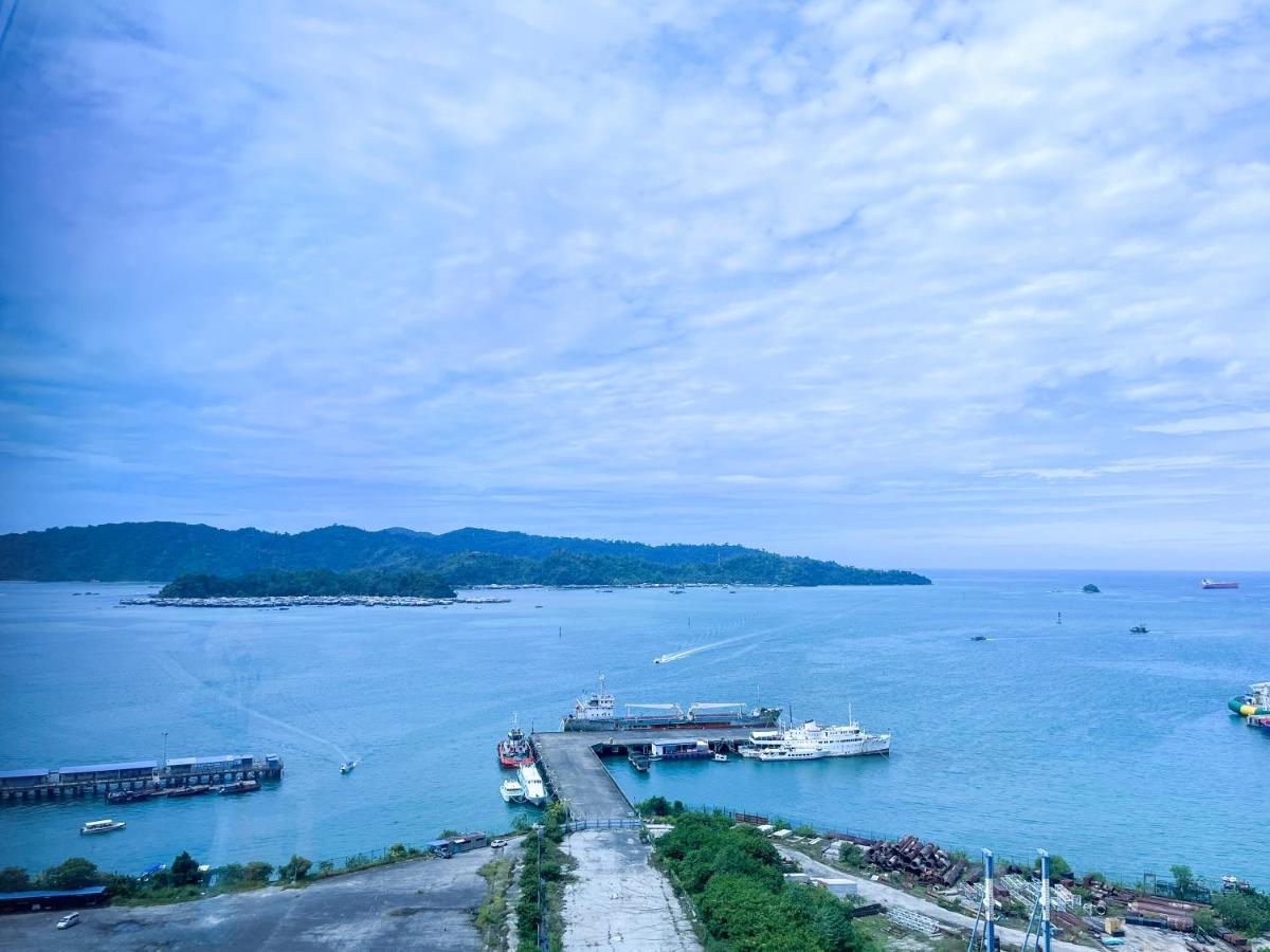 Jesselton Point Seaview Apartment Kota Kinabalu