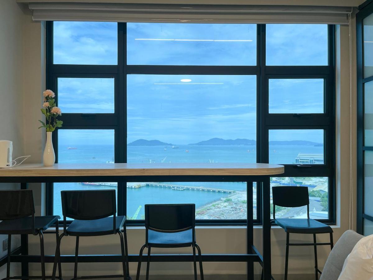 Jesselton Point Seaview * Kota Kinabalu