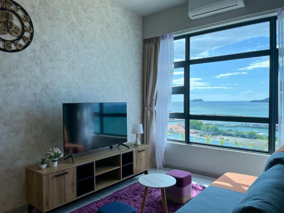 Apartment Jesselton Point Seaview