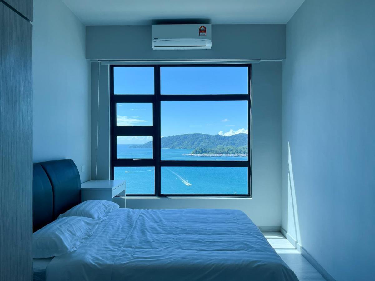 Apartment Jesselton Point Seaview