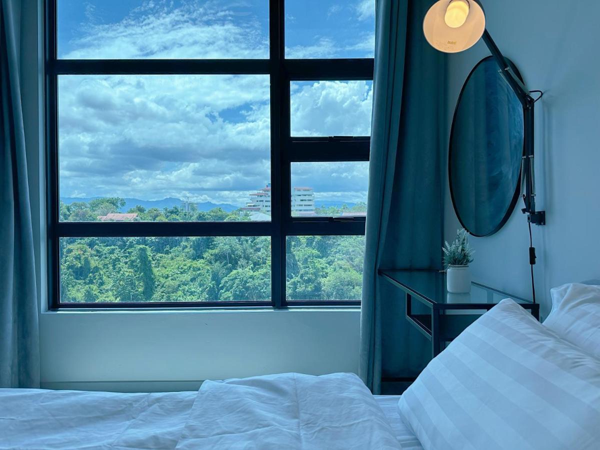 Apartment Jesselton Point Seaview