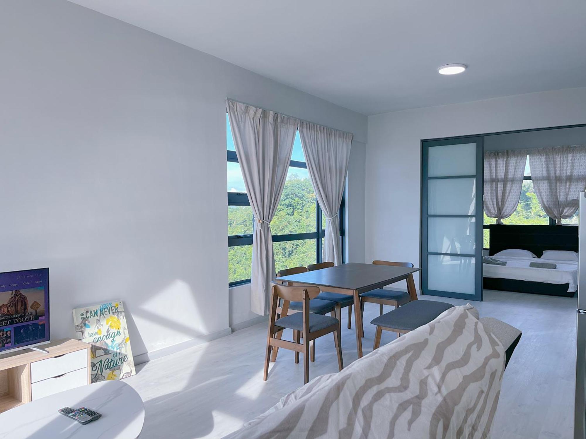 Apartment Jesselton Point Seaview