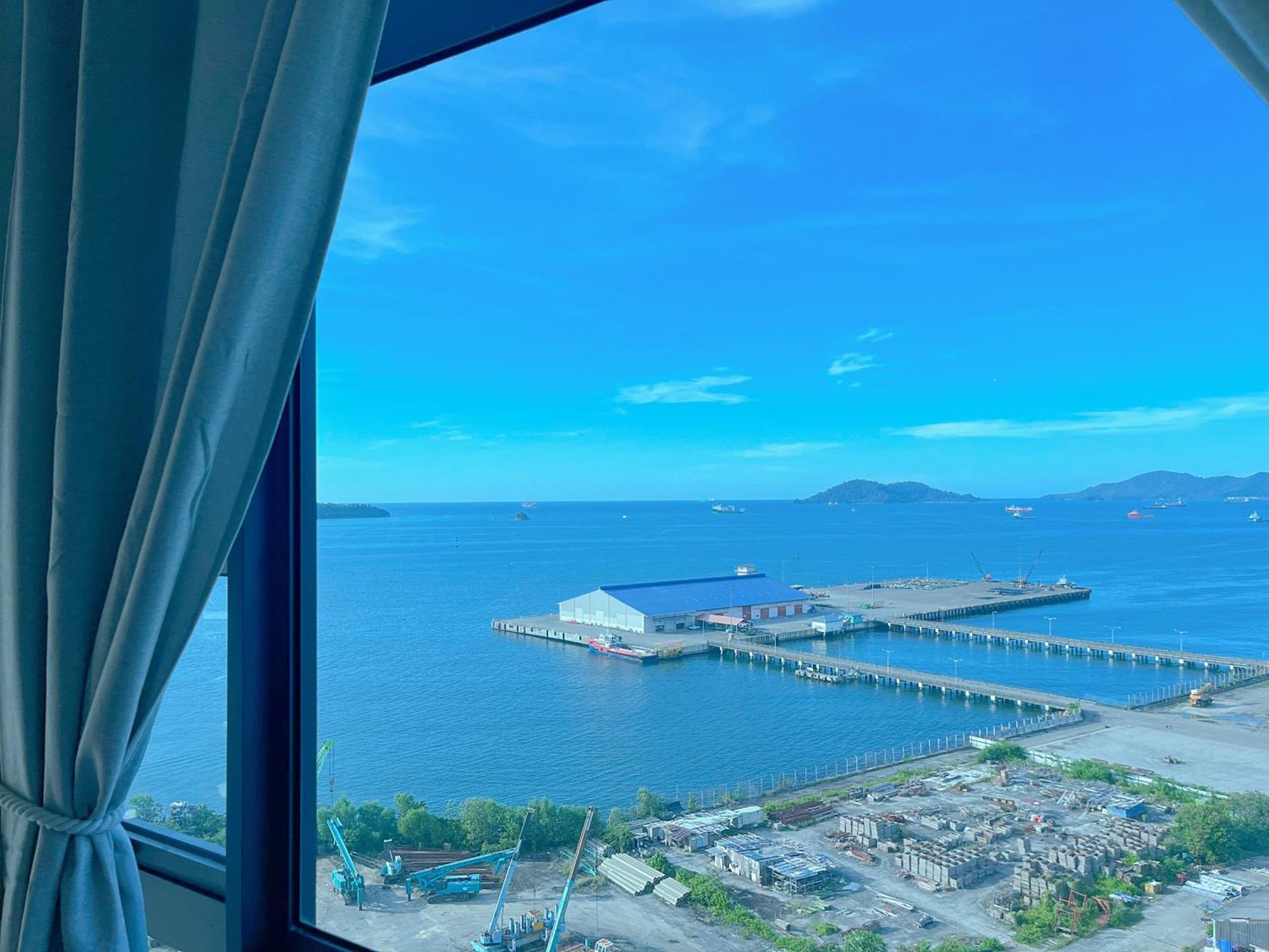 Jesselton Point Seaview * Kota Kinabalu